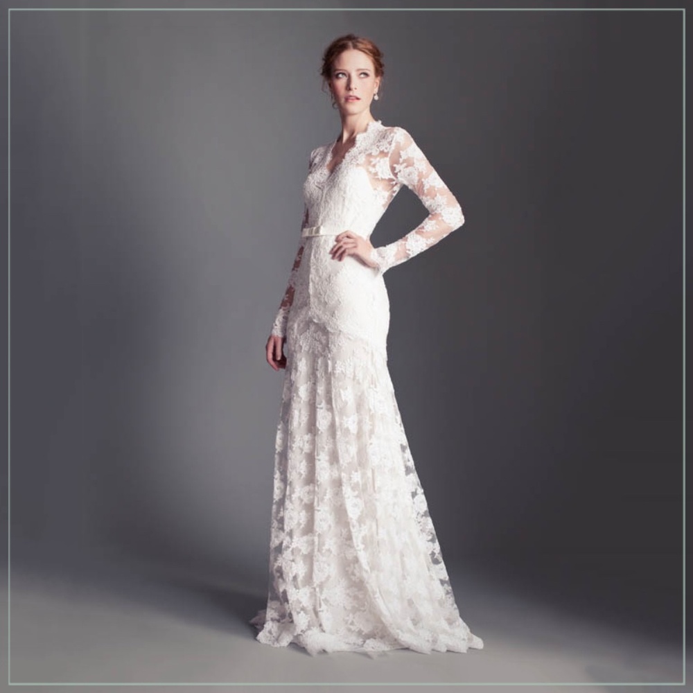 $5450 Temperley London Guinevere Lace Runway Gown As worn by Kate Middleton
